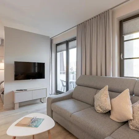 Schoenes Gold In By Interhome Svinoústí