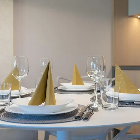 Schoenes Gold In By Interhome Svinoústí